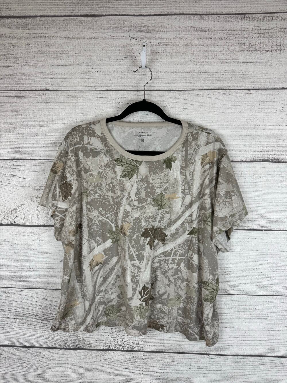 Abercrombie & Fitch Women's Camo Skimming Crop Short Sleeve Tee Size XXL